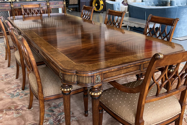 Carlyle Dining Table Set